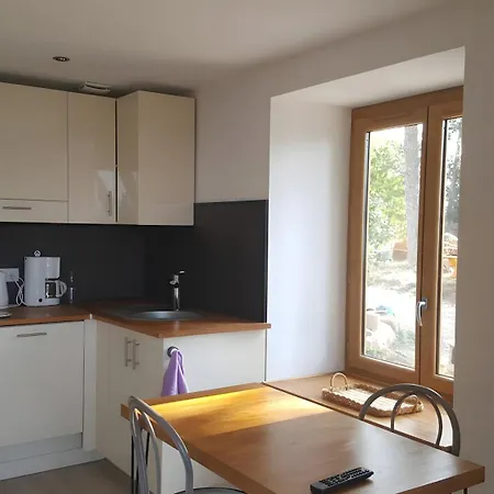 Lis Martagon 公寓 *